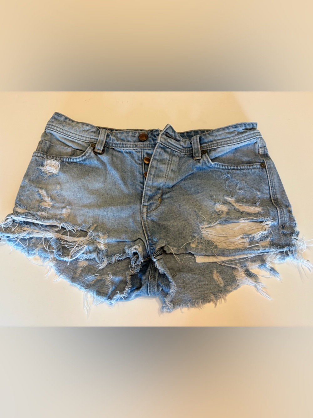 NEUW distressed denim short shorts size 25